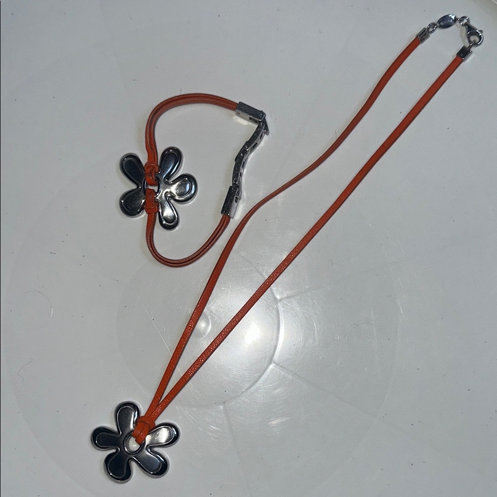 FOSSIL ORANGE LEATHER AND SILVER TONE NECKLACE AND MATCHING BRACELET SET